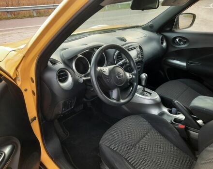 Желтый Ниссан Жук, объемом двигателя 1.6 л и пробегом 125 тыс. км за 9700 $, фото 6 на Automoto.ua