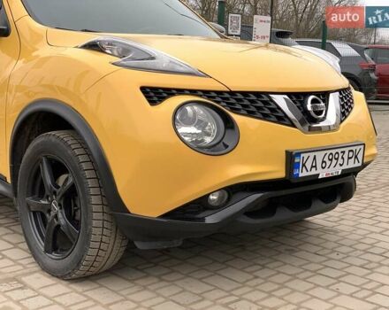 Жовтий Ніссан Жук, об'ємом двигуна 1.6 л та пробігом 100 тис. км за 12499 $, фото 7 на Automoto.ua