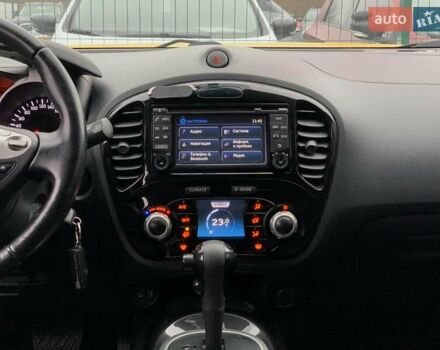 Жовтий Ніссан Жук, об'ємом двигуна 1.6 л та пробігом 100 тис. км за 12499 $, фото 56 на Automoto.ua