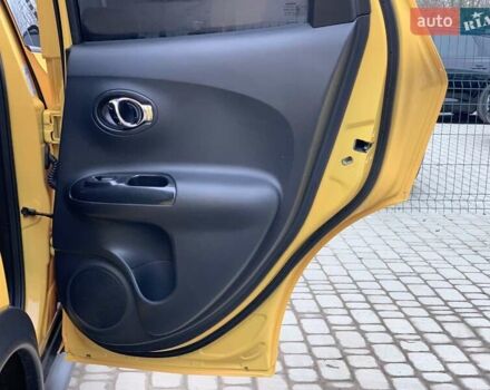 Жовтий Ніссан Жук, об'ємом двигуна 1.6 л та пробігом 100 тис. км за 12499 $, фото 33 на Automoto.ua