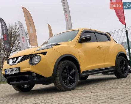 Жовтий Ніссан Жук, об'ємом двигуна 1.6 л та пробігом 100 тис. км за 12499 $, фото 1 на Automoto.ua