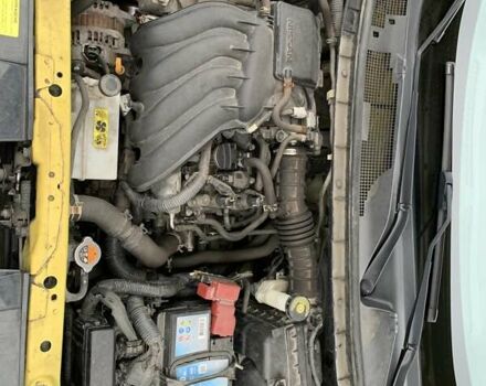 Жовтий Ніссан Жук, об'ємом двигуна 1.6 л та пробігом 100 тис. км за 12499 $, фото 60 на Automoto.ua