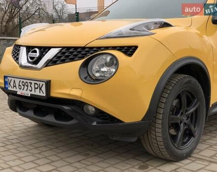 Жовтий Ніссан Жук, об'ємом двигуна 1.6 л та пробігом 100 тис. км за 12499 $, фото 10 на Automoto.ua