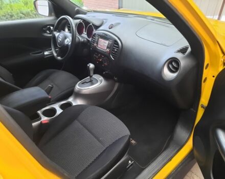 Желтый Ниссан Жук, объемом двигателя 1.6 л и пробегом 125 тыс. км за 9700 $, фото 17 на Automoto.ua