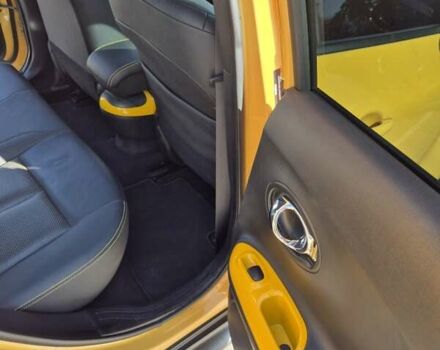 Жовтий Ніссан Жук, об'ємом двигуна 1.6 л та пробігом 22 тис. км за 16199 $, фото 21 на Automoto.ua