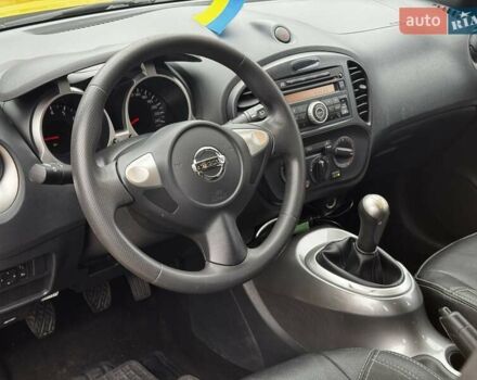 Желтый Ниссан Жук, объемом двигателя 1.6 л и пробегом 43 тыс. км за 12790 $, фото 13 на Automoto.ua