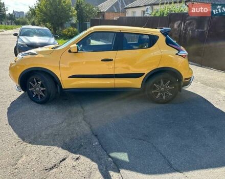 Желтый Ниссан Жук, объемом двигателя 1.6 л и пробегом 43 тыс. км за 12800 $, фото 1 на Automoto.ua