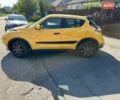 Желтый Ниссан Жук, объемом двигателя 1.6 л и пробегом 43 тыс. км за 12800 $, фото 1 на Automoto.ua