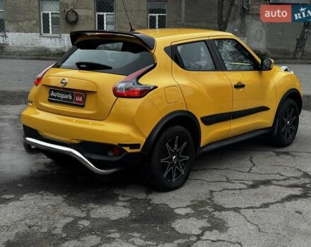 Желтый Ниссан Жук, объемом двигателя 1.6 л и пробегом 43 тыс. км за 12790 $, фото 4 на Automoto.ua