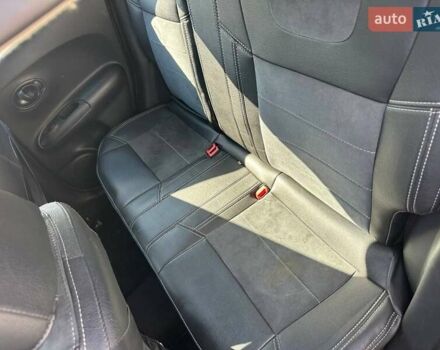 Желтый Ниссан Жук, объемом двигателя 1.6 л и пробегом 43 тыс. км за 12800 $, фото 11 на Automoto.ua