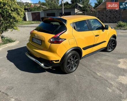 Желтый Ниссан Жук, объемом двигателя 1.6 л и пробегом 43 тыс. км за 12800 $, фото 4 на Automoto.ua