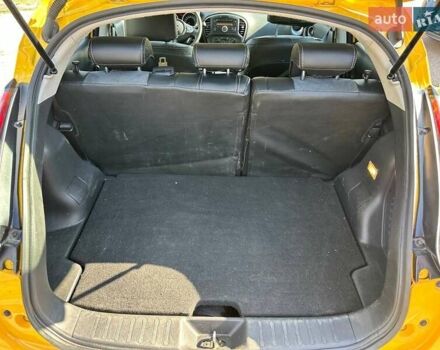 Желтый Ниссан Жук, объемом двигателя 1.6 л и пробегом 43 тыс. км за 12800 $, фото 15 на Automoto.ua