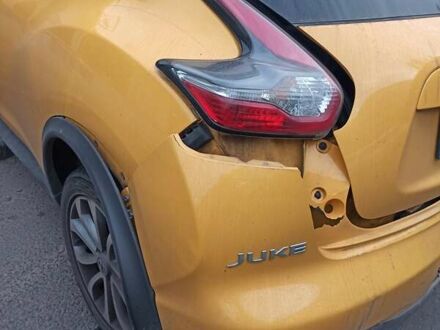 Жовтий Ніссан Жук, об'ємом двигуна 1.6 л та пробігом 149 тис. км за 9000 $, фото 1 на Automoto.ua