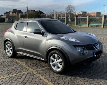 Серый Ниссан Жук, объемом двигателя 1.6 л и пробегом 195 тыс. км за 9500 $, фото 2 на Automoto.ua