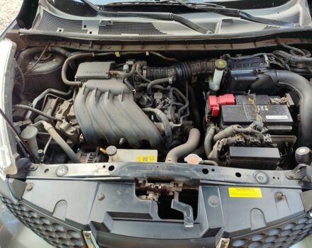 Серый Ниссан Жук, объемом двигателя 1.6 л и пробегом 220 тыс. км за 8500 $, фото 8 на Automoto.ua