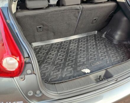 Серый Ниссан Жук, объемом двигателя 1.6 л и пробегом 220 тыс. км за 8500 $, фото 6 на Automoto.ua