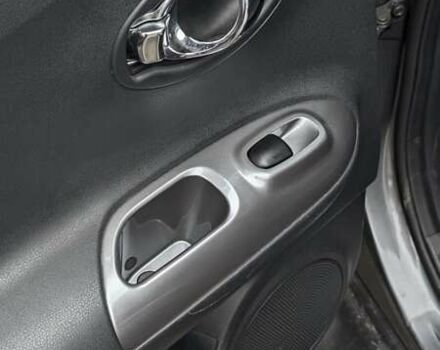 Серый Ниссан Жук, объемом двигателя 1.6 л и пробегом 110 тыс. км за 7499 $, фото 16 на Automoto.ua