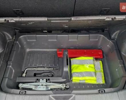 Серый Ниссан Жук, объемом двигателя 1.6 л и пробегом 110 тыс. км за 7499 $, фото 19 на Automoto.ua