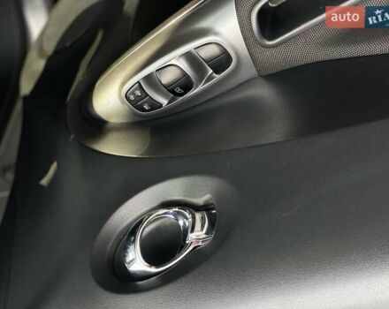 Сірий Ніссан Жук, об'ємом двигуна 1.6 л та пробігом 160 тис. км за 9600 $, фото 13 на Automoto.ua