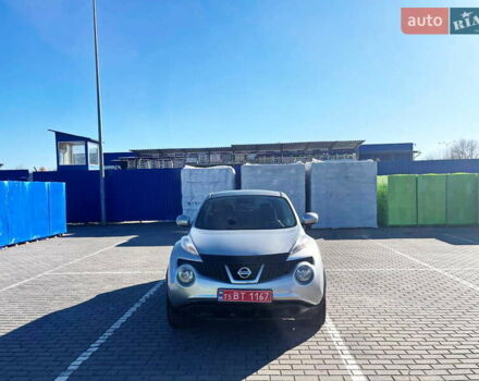 Серый Ниссан Жук, объемом двигателя 1.6 л и пробегом 198 тыс. км за 6850 $, фото 1 на Automoto.ua