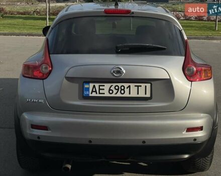 Сірий Ніссан Жук, об'ємом двигуна 1.6 л та пробігом 160 тис. км за 9600 $, фото 4 на Automoto.ua