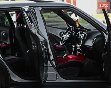 Серый Ниссан Жук, объемом двигателя 1.6 л и пробегом 57 тыс. км за 12300 $, фото 7 на Automoto.ua