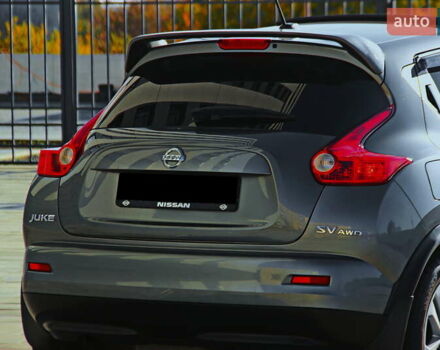 Серый Ниссан Жук, объемом двигателя 1.6 л и пробегом 57 тыс. км за 12300 $, фото 3 на Automoto.ua