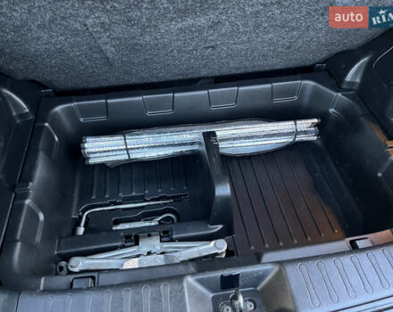 Серый Ниссан Жук, объемом двигателя 1.6 л и пробегом 182 тыс. км за 9300 $, фото 23 на Automoto.ua