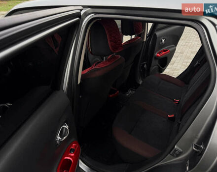 Серый Ниссан Жук, объемом двигателя 1.6 л и пробегом 52 тыс. км за 11700 $, фото 9 на Automoto.ua