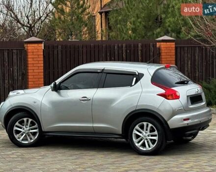 Серый Ниссан Жук, объемом двигателя 1.6 л и пробегом 91 тыс. км за 11900 $, фото 1 на Automoto.ua