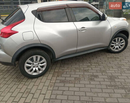 Сірий Ніссан Жук, об'ємом двигуна 1.6 л та пробігом 153 тис. км за 7650 $, фото 9 на Automoto.ua