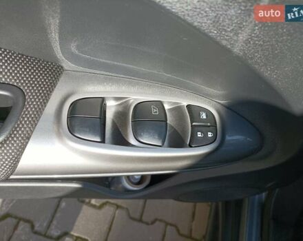 Серый Ниссан Жук, объемом двигателя 1.6 л и пробегом 122 тыс. км за 7600 $, фото 17 на Automoto.ua