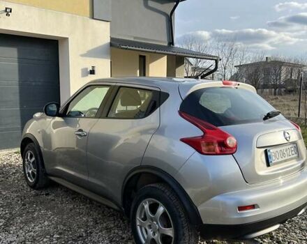 Серый Ниссан Жук, объемом двигателя 1.6 л и пробегом 148 тыс. км за 12500 $, фото 7 на Automoto.ua