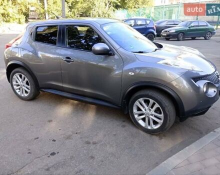 Серый Ниссан Жук, объемом двигателя 1.6 л и пробегом 108 тыс. км за 12000 $, фото 4 на Automoto.ua