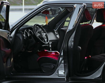 Серый Ниссан Жук, объемом двигателя 1.6 л и пробегом 57 тыс. км за 12300 $, фото 6 на Automoto.ua