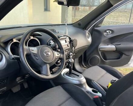 Серый Ниссан Жук, объемом двигателя 1.6 л и пробегом 148 тыс. км за 12500 $, фото 12 на Automoto.ua