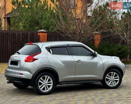 Серый Ниссан Жук, объемом двигателя 1.6 л и пробегом 91 тыс. км за 11900 $, фото 5 на Automoto.ua