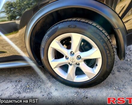 Серый Ниссан Жук, объемом двигателя 1.6 л и пробегом 157 тыс. км за 10500 $, фото 4 на Automoto.ua