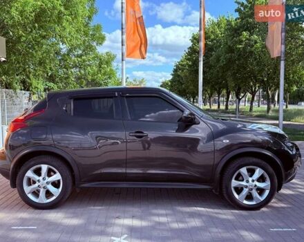 Серый Ниссан Жук, объемом двигателя 1.6 л и пробегом 157 тыс. км за 9300 $, фото 1 на Automoto.ua