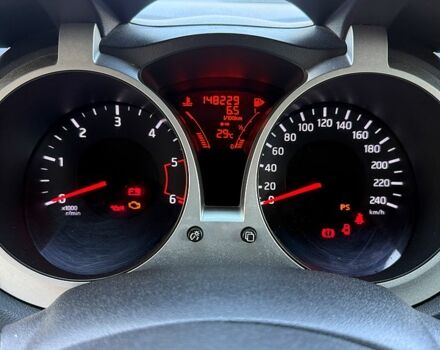 Серый Ниссан Жук, объемом двигателя 1.5 л и пробегом 149 тыс. км за 7900 $, фото 6 на Automoto.ua