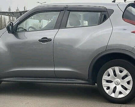 Серый Ниссан Жук, объемом двигателя 1.6 л и пробегом 139 тыс. км за 9350 $, фото 10 на Automoto.ua