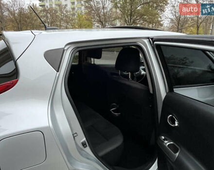 Серый Ниссан Жук, объемом двигателя 1.62 л и пробегом 157 тыс. км за 8400 $, фото 10 на Automoto.ua