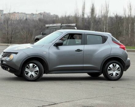 Серый Ниссан Жук, объемом двигателя 1.6 л и пробегом 176 тыс. км за 9800 $, фото 2 на Automoto.ua