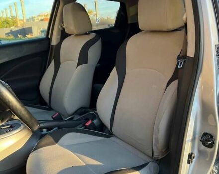 Серый Ниссан Жук, объемом двигателя 1.62 л и пробегом 145 тыс. км за 9999 $, фото 17 на Automoto.ua