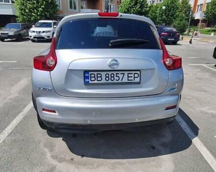 Серый Ниссан Жук, объемом двигателя 1.6 л и пробегом 88 тыс. км за 10000 $, фото 9 на Automoto.ua