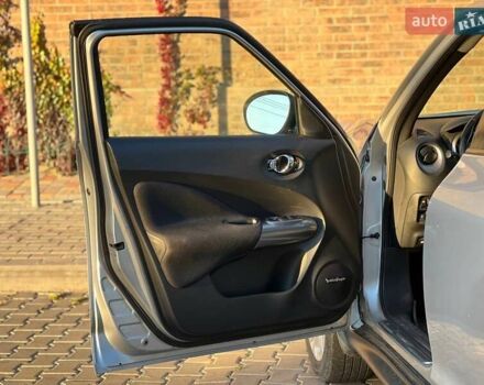 Серый Ниссан Жук, объемом двигателя 1.62 л и пробегом 145 тыс. км за 9999 $, фото 12 на Automoto.ua