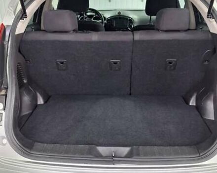 Серый Ниссан Жук, объемом двигателя 1.6 л и пробегом 88 тыс. км за 10000 $, фото 8 на Automoto.ua