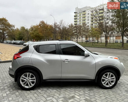 Серый Ниссан Жук, объемом двигателя 1.62 л и пробегом 157 тыс. км за 8400 $, фото 3 на Automoto.ua