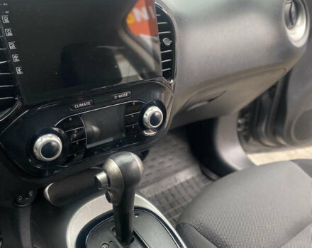 Сірий Ніссан Жук, об'ємом двигуна 1.6 л та пробігом 166 тис. км за 8800 $, фото 28 на Automoto.ua