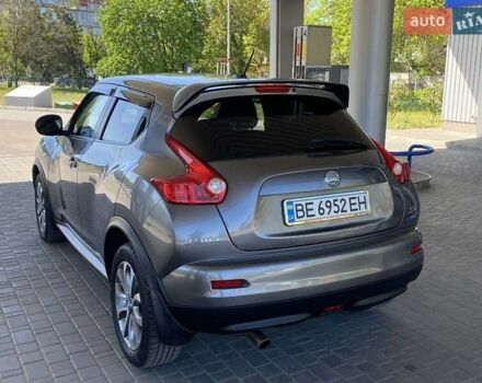 Сірий Ніссан Жук, об'ємом двигуна 1.62 л та пробігом 200 тис. км за 9600 $, фото 13 на Automoto.ua